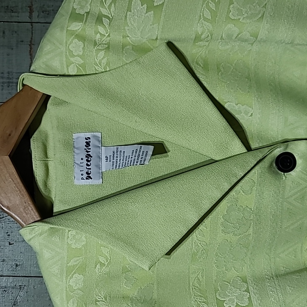 Petite Perceptions jacket - Picture 2 of 8